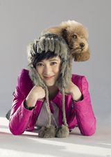 组图：隋俊波写真携爱犬出镜尽展俏皮