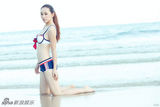 组图：沈芳熙比基尼写真曝光 清凉装扮显好身材