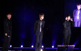 高清图：组合JYJ首尔演唱会 帅气有型载歌载舞