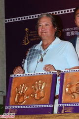 组图：洪金宝被苗侨伟调侃与杨紫琼重逢