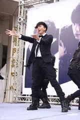 组图：师兄林宥嘉香港“打人” SIGMA组合称是误会