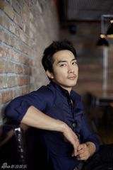 高清组图：宋承宪对话韩媒大谈爱情观