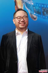 组图：导演协会表彰大会举行 徐峥陶虹恩爱亮相