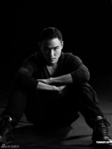 高清组图：阮经天新写真玩拳击大秀肌肉