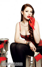 幻灯图集：米歇尔-崔切伯格红唇性感写真