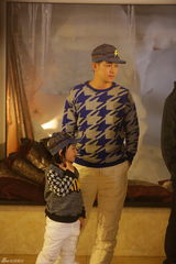 组图：《爸爸》雪乡抢先看 萌娃玩雪脸蛋红扑扑