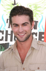 高清组图：《绯闻女孩》男星切斯-克劳福微笑迷人