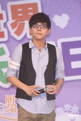 组图：胡夏获称“公益王子” 25日台北开唱