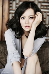 组图：唐于鸿成时尚生力军 造型百变风姿绰约 