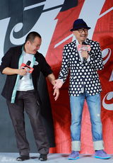 组图：《心花路放》定档国庆 黄渤徐峥带狗上路