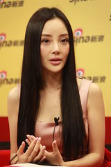 组图：《时光恋人》做客 李小璐谈当妈心态变化