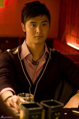 高清图：《无懈可击》三亚杀青 美女如云引期待