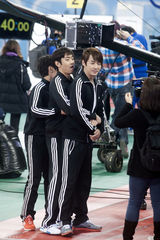 高清组图：韩团神话录制新概念节目《神话放送》