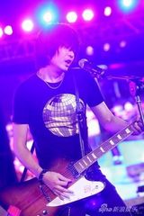 幻灯：陈楚生领衔沙滩音乐会 透露想在家乡开个唱