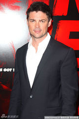 组图：《赤焰战场》特别首映 史泰龙携妻助阵