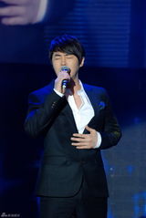 高清组图：神话JUNJIN会歌迷 开心互动劲歌热舞