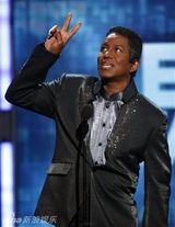 幻灯图：2010BET颁奖礼举行 克里斯-布朗致敬MJ