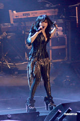 幻灯：张惠妹巡回演唱会唱响澳门 大走摇滚风