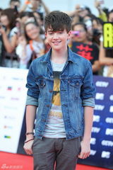 组图：第11届音乐盛典红毯星光熠熠