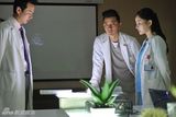 组图：李小璐贾乃亮夫妇婚后首度合作医疗剧