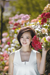 组图：辣妈翁虹时尚大片 开启逆生长时代