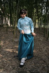 组图：《泪洒女人花》上海热拍