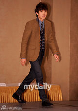 组图：韩星池昌旭黄信惠等出席新剧发布会