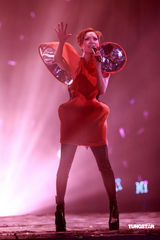 幻灯图集：百变郑秀文跨年精彩个人演唱会