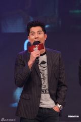 组图：《B+侦探》首映 郭富城饰演精神分裂者