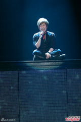 组图：五月天香港重生开唱 欲再创新经典