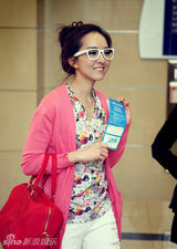 幻灯图：金孝妍变身CEO  内地新节目有望近日开播