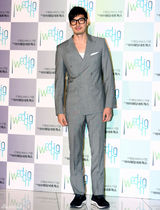 组图：韩国演员李千熙婚礼 众多演员明星出席