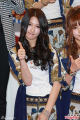 高清组图：Beast等赴港开唱 泫雅望与PSY再合作