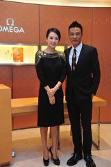 组图：章子怡为品牌代言 自曝第一块手表掉厕所