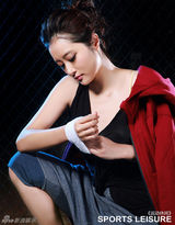 高清图：李欣汝化身运动女郎 时尚写真甜美风范