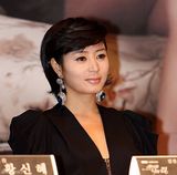 高清图：《快乐的家》记者会 金慧秀黄新惠风情万种