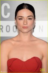 组图：克里斯塔尔-里德与霍兰-罗登红毯扮女神