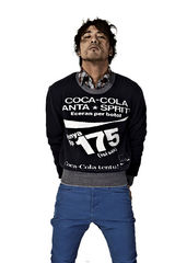 组图：《3D肉蒲团》男星叶山豪时尚大片 狂野不羁