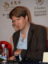 组图：金爵奖评委齐亮相 宁浩疲惫心不在焉