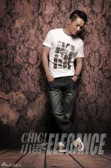 组图：郑国霖写真诠释三优熟男魅力两重天