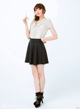 组图：日本模特宫田聪子示范89款秋季服饰搭配