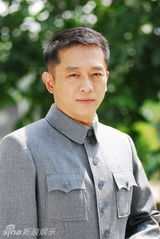 幻灯图：《小站风云》定妆照曝光 杨若兮搭配陈昭荣