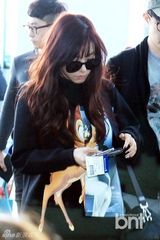 组图：少女时代飞新加坡开个唱 秋装时尚随性