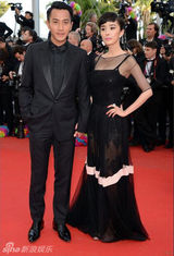组图：杨幂刘恺威携手出席戛纳品牌活动