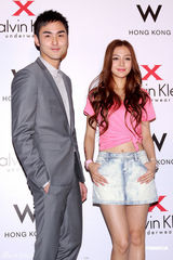 幻灯图：阮经天回应传闻 Angelababy暧昧谈绯闻