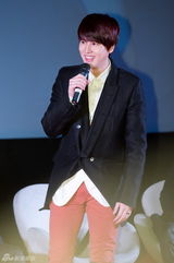 组图：SJ-M新专辑发布 秀搞笑中文