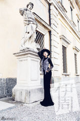 组图：黄奕产后封面登场 米兰风尚大片焕然重生