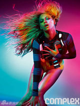 组图：碧昂斯写真登杂志封面 分享自我疗伤心得