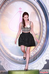 组图：20位候选港姐首晤传媒 佳丽现场展风姿