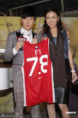 组图：林俊杰盼红馆开唱 薛凯琪撑房祖名不花心